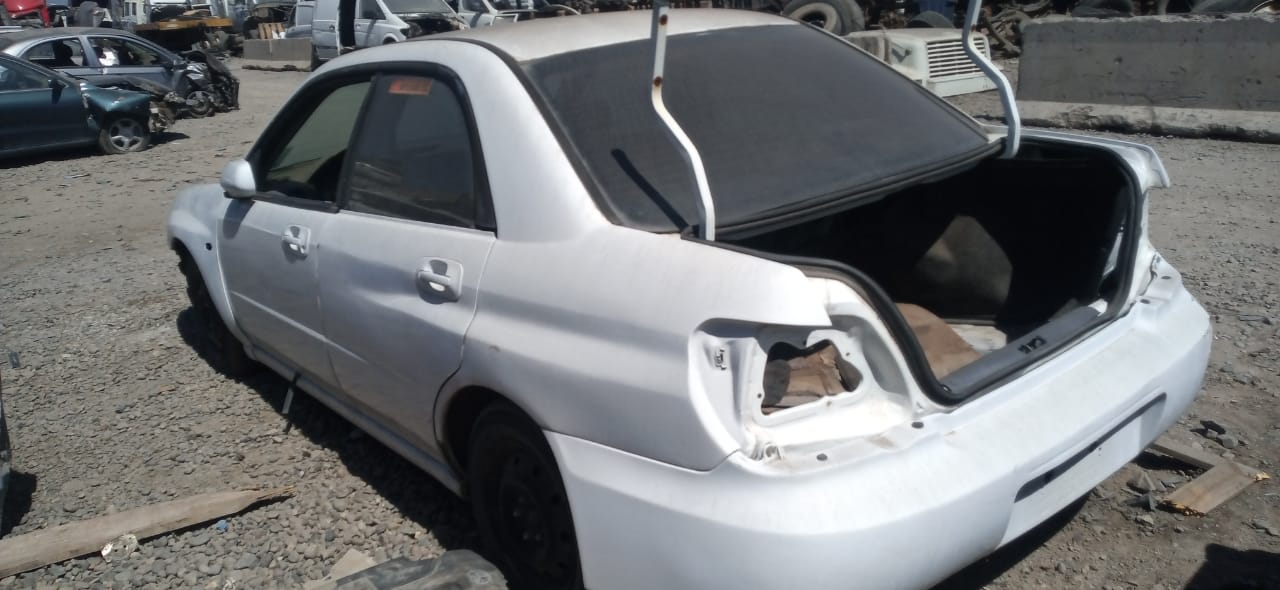CREMALLERA DE DIRECCIóN Subaru IMPREZA 2006  USADA  EN DESARME